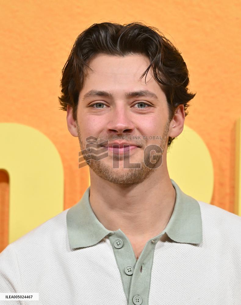 Netflix’s ‘People We Meet On Vacation’ Premiere