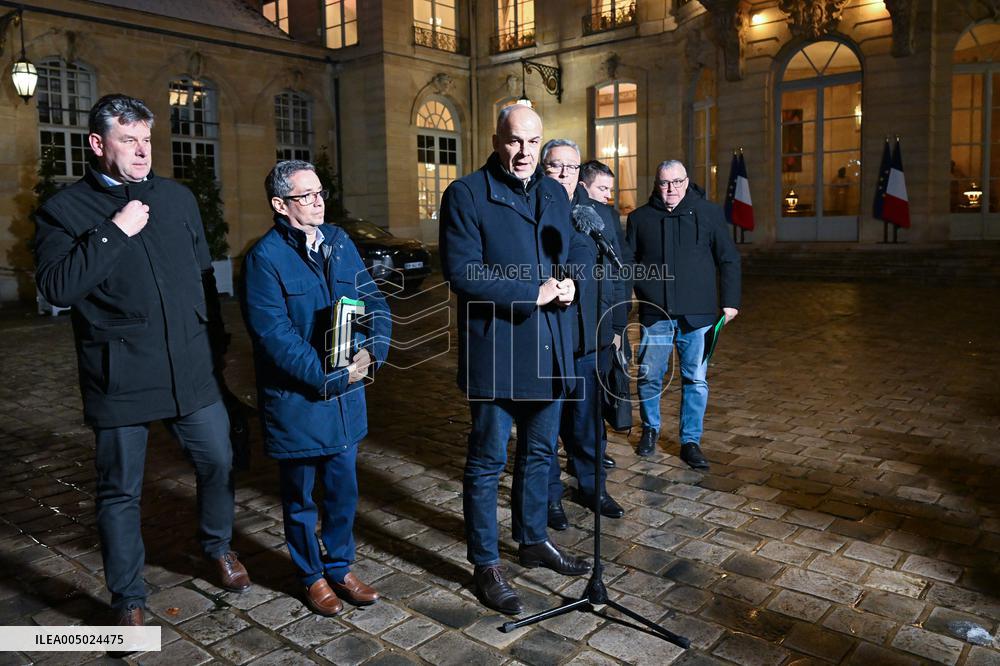 Meeting Between The Prime Minister And Agricultural Unions - Paris