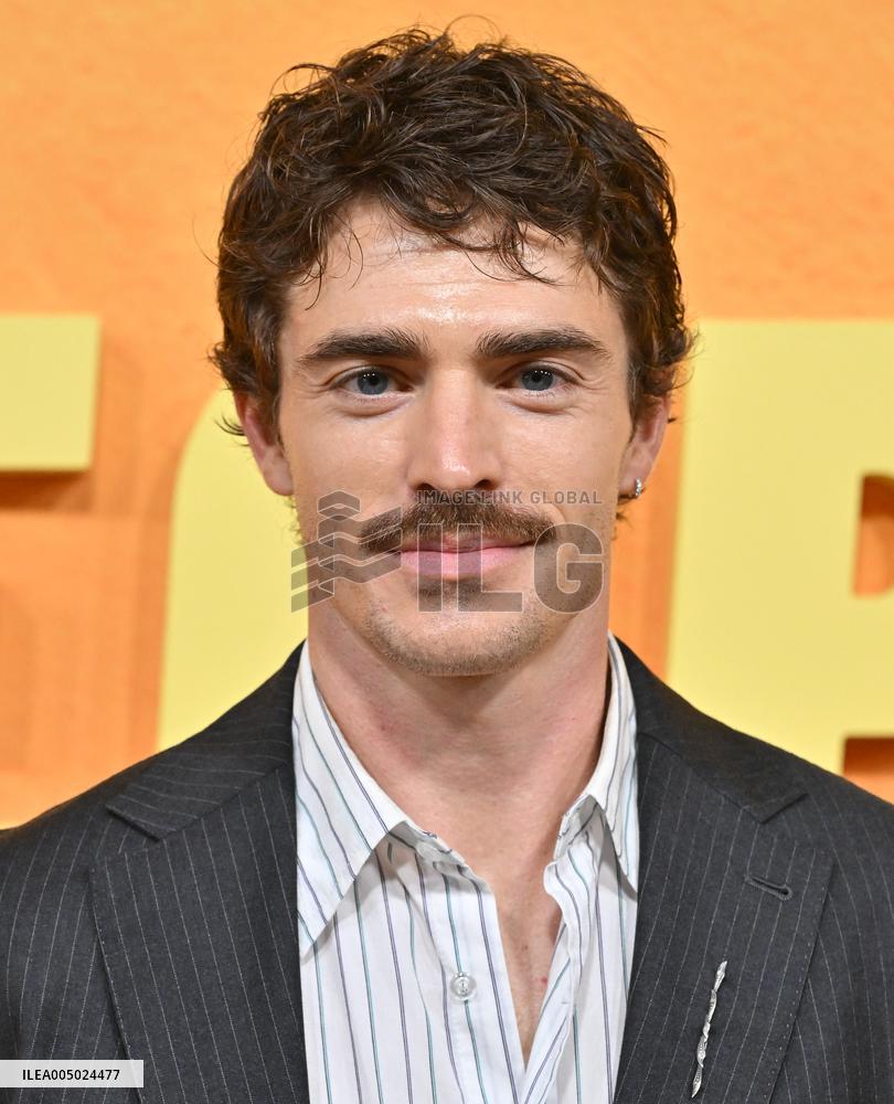 Netflix’s ‘People We Meet On Vacation’ Premiere