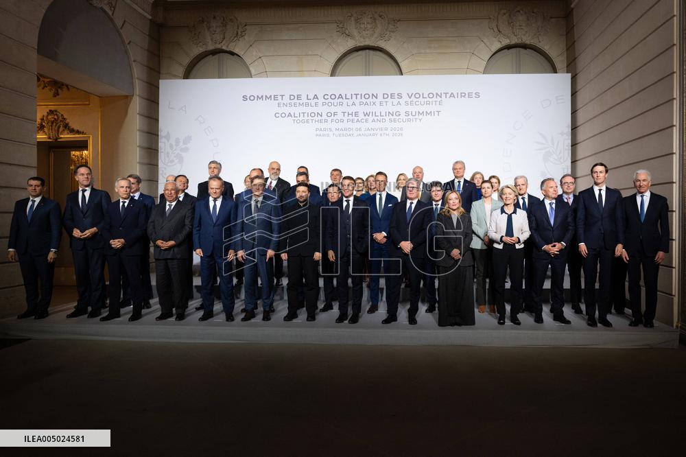 Coalition of the Willing Summit - Family Photo - Paris