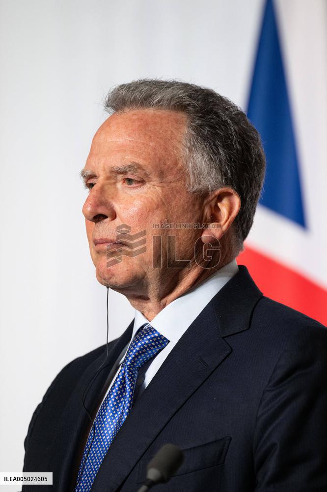 Coalition Of The Willing Summit Conference - Paris