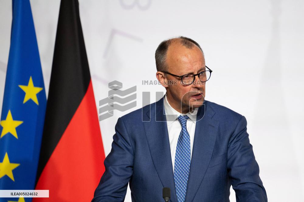 Coalition Of The Willing Summit Conference - Paris