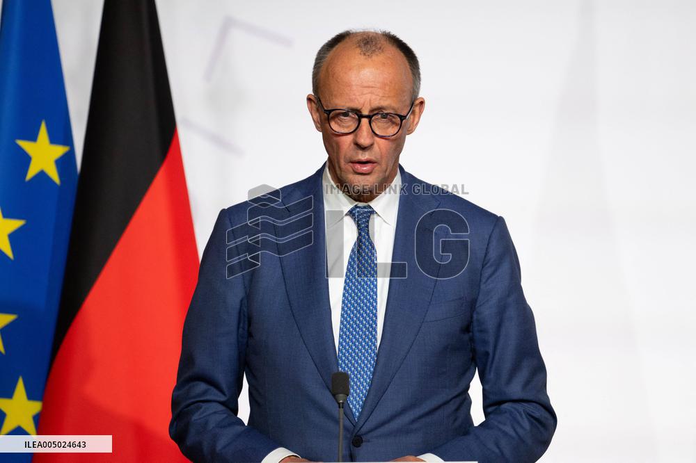 Coalition Of The Willing Summit Conference - Paris