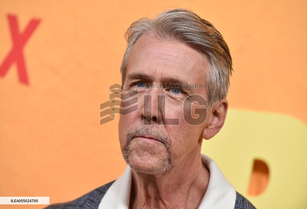 Netflix’s ‘People We Meet On Vacation’ Premiere