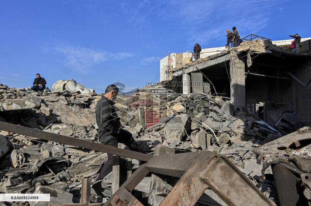 Israeli Strike Hits Sidon Lebanon