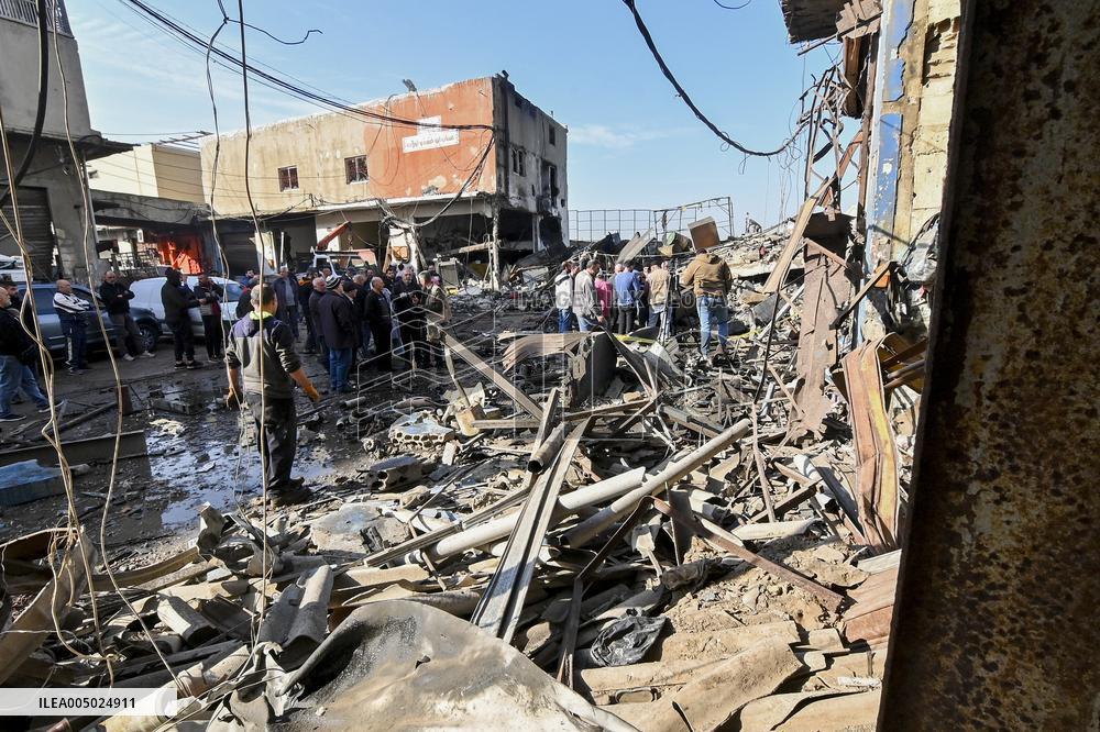 Israeli Strike Hits Sidon Lebanon