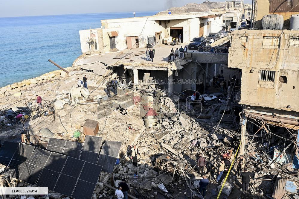 Israeli Strike Hits Sidon Lebanon