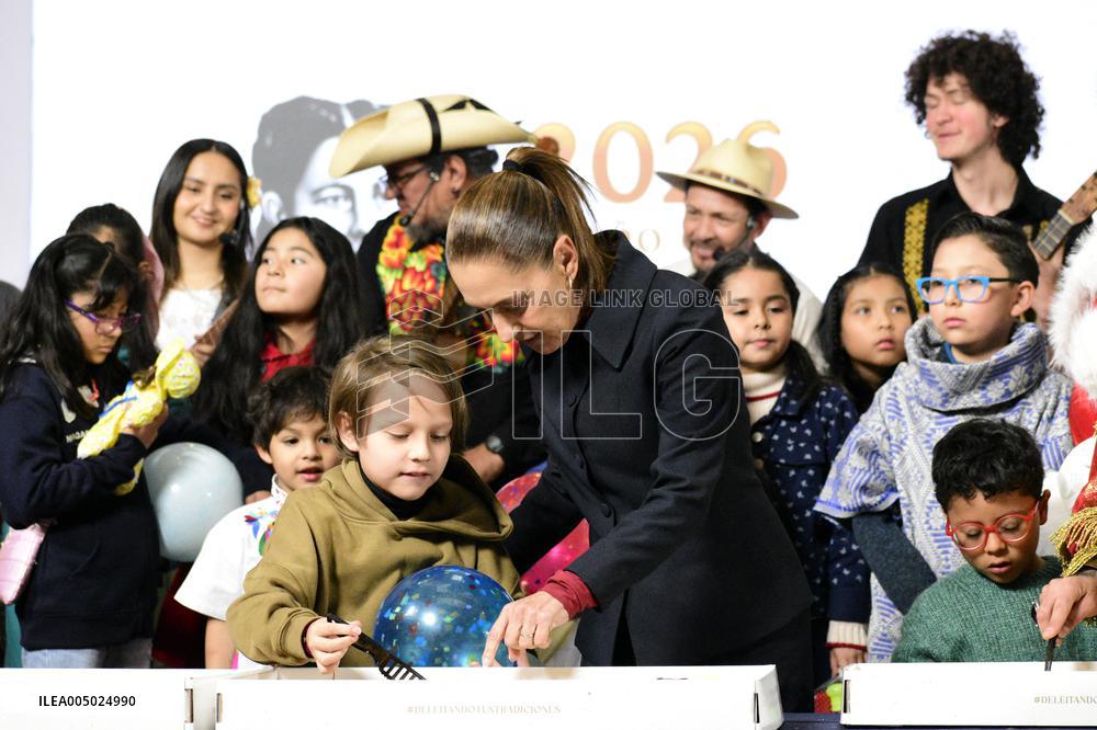 Mexican President Claudia Sheinbaum Holds Briefing Conference - Mexico