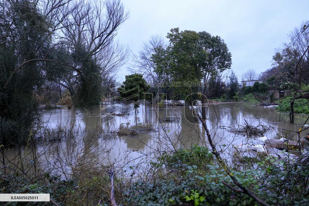 Heavy Rain Causes Red Alert For Aniene River - Rome