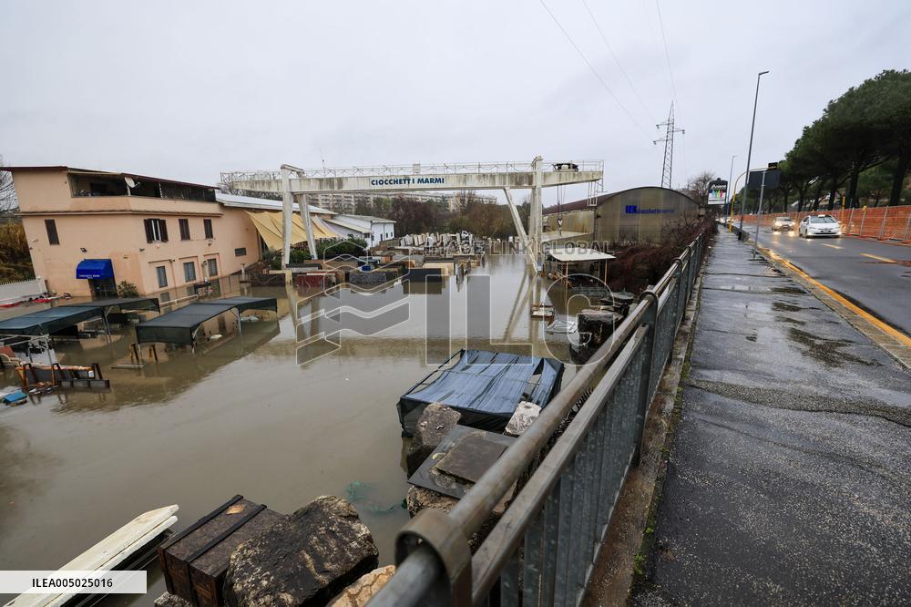 Heavy Rain Causes Red Alert For Aniene River - Rome