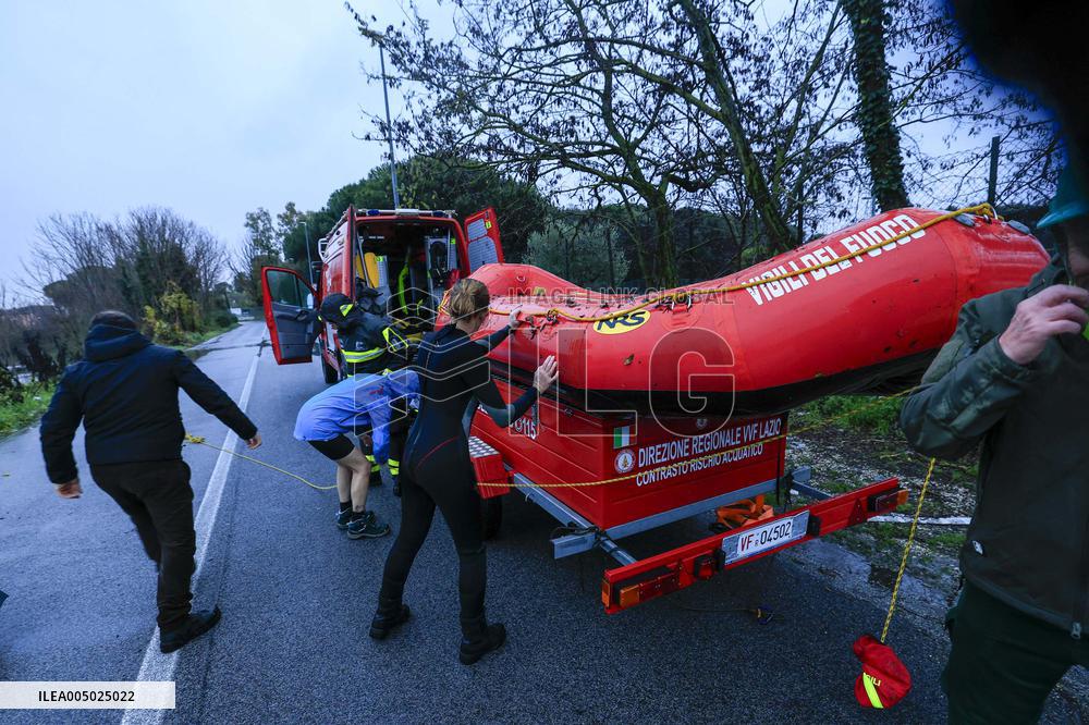 Heavy Rain Causes Red Alert For Aniene River - Rome