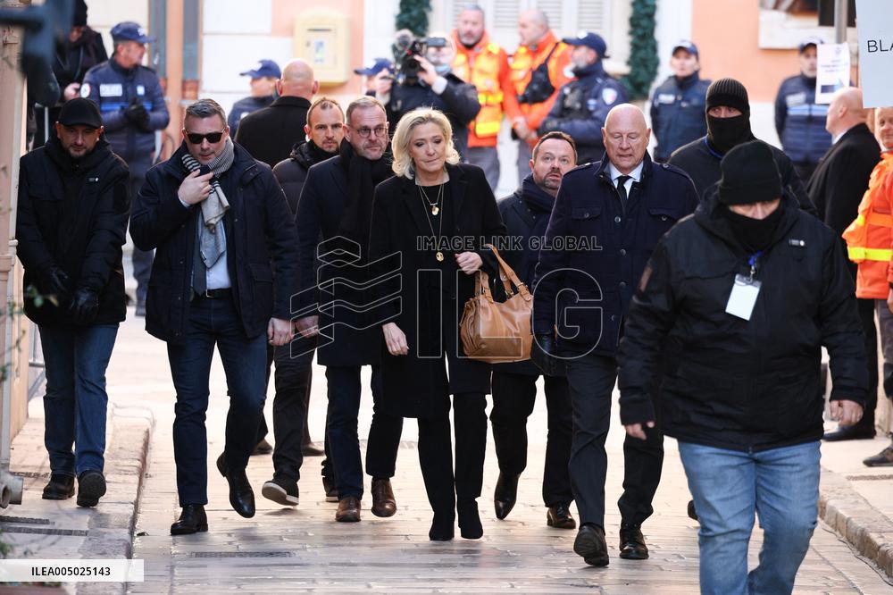 Marine Le Pen At Brigitte Bardot Funeral - Saint-Tropez