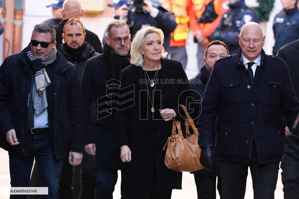 Marine Le Pen At Brigitte Bardot Funeral - Saint-Tropez
