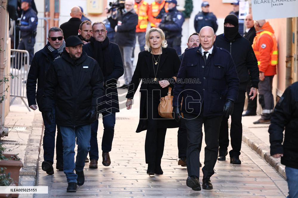 Marine Le Pen At Brigitte Bardot Funeral - Saint-Tropez