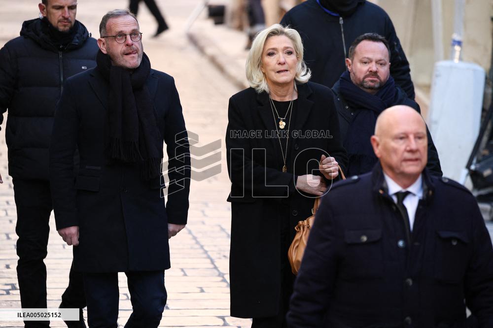 Marine Le Pen At Brigitte Bardot Funeral - Saint-Tropez
