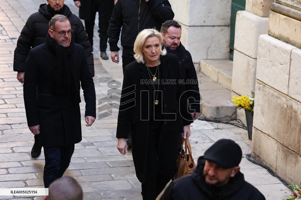 Marine Le Pen At Brigitte Bardot Funeral - Saint-Tropez