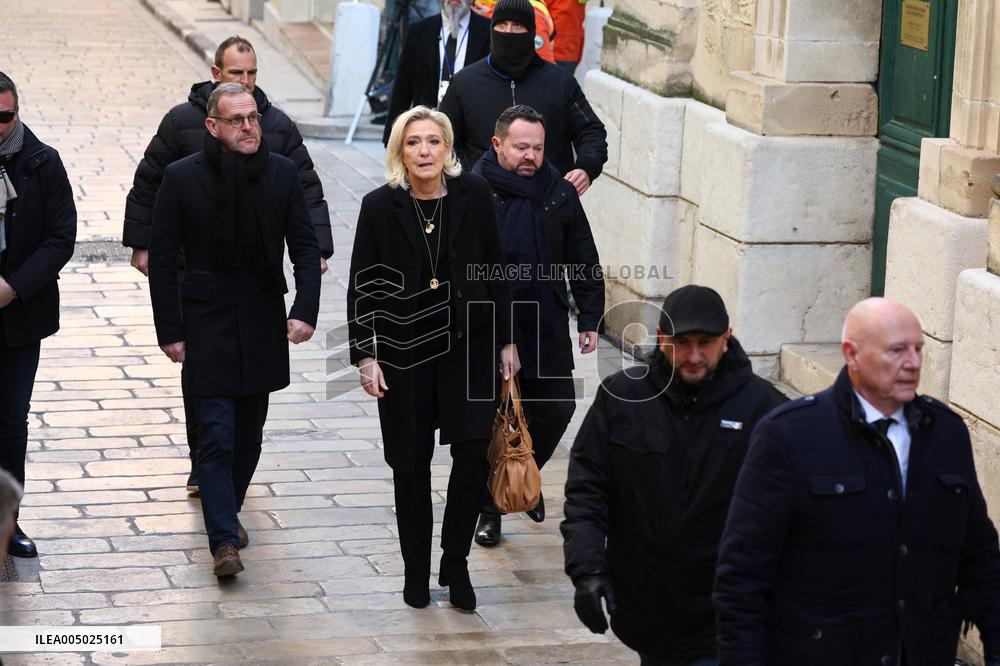 Marine Le Pen At Brigitte Bardot Funeral - Saint-Tropez