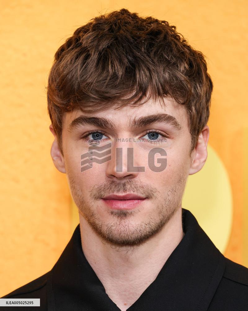 Netflix’s ‘People We Meet On Vacation’ Premiere