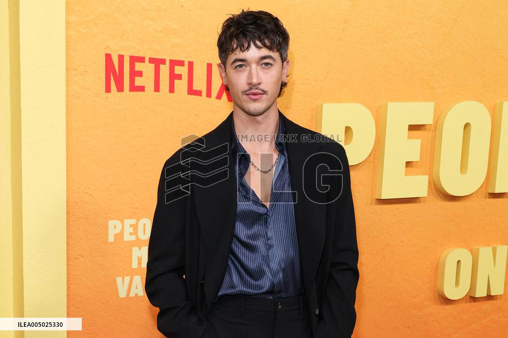 Netflix’s ‘People We Meet On Vacation’ Premiere