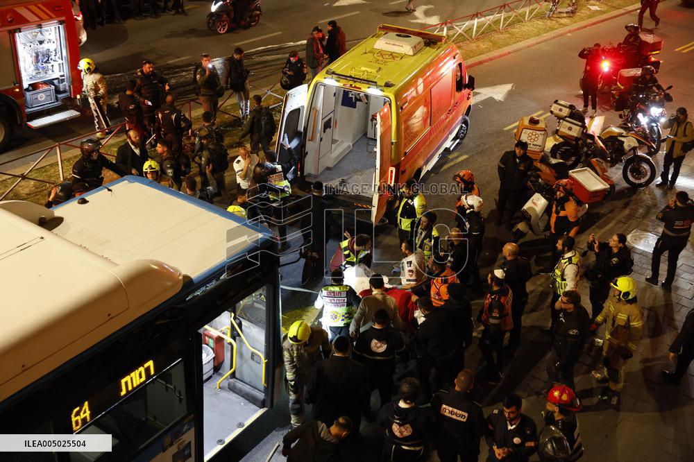 Teen Killed After Bus Hits Ultra-Orthodox Protesters - Jerusalem
