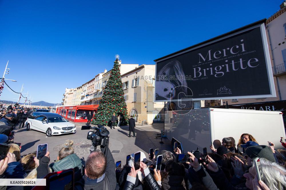 Brigitte Bardot Funeral - Saint-Tropez