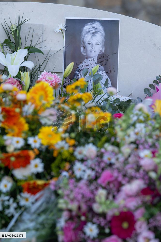 Brigitte Bardot's Grave at The Marine Cemetery - Saint-Tropez