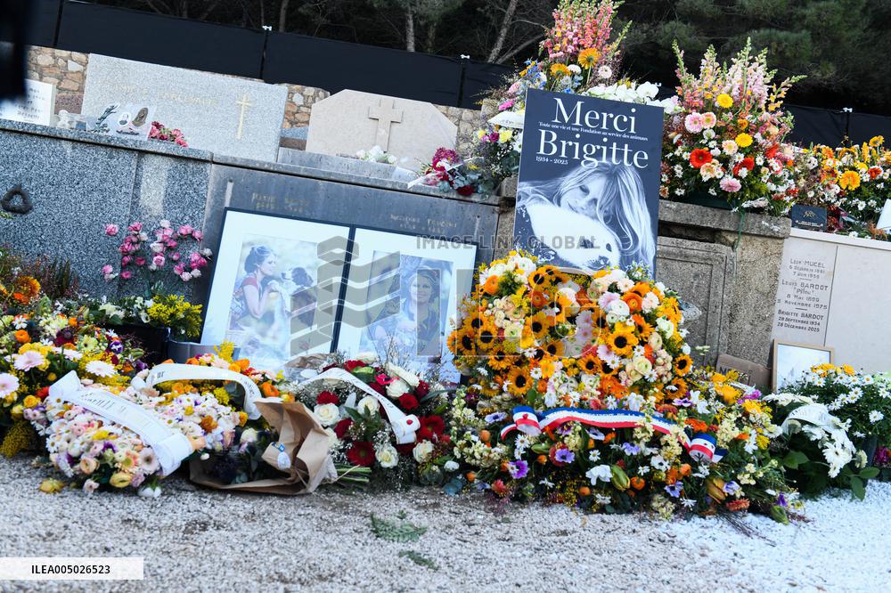 Brigitte Bardot's Grave at The Marine Cemetery - Saint-Tropez