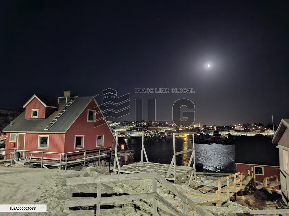 Trump Weighs Options to Acquire Greenland Including Using Force