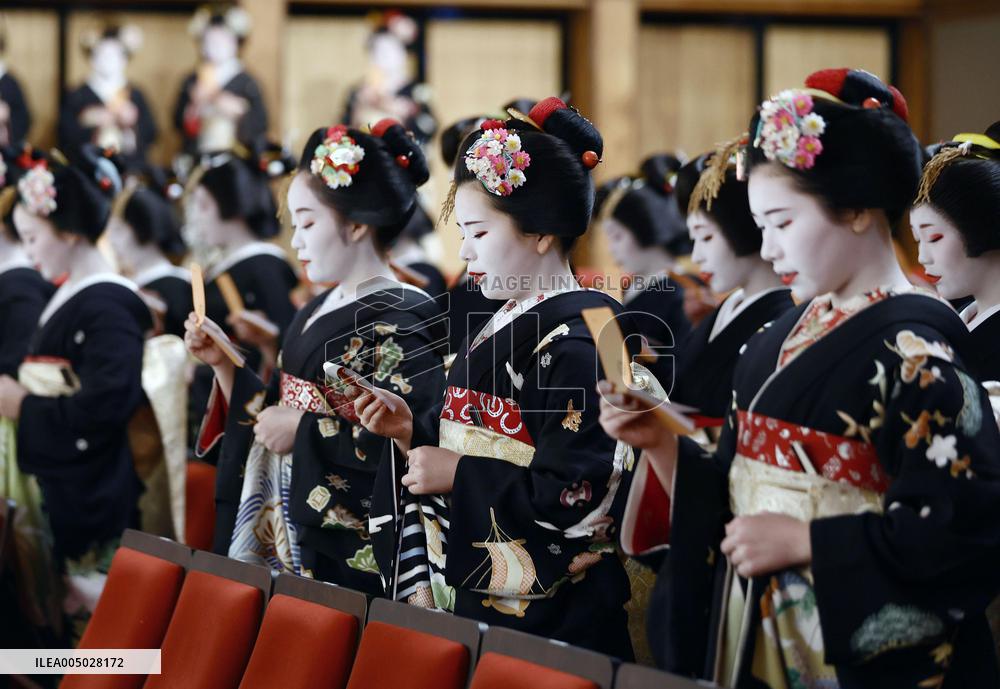 Geiko, maiko in Kyoto start work in 2026