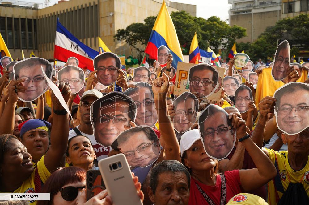 Colombian President Petro Rally to Defend National Sovereignty