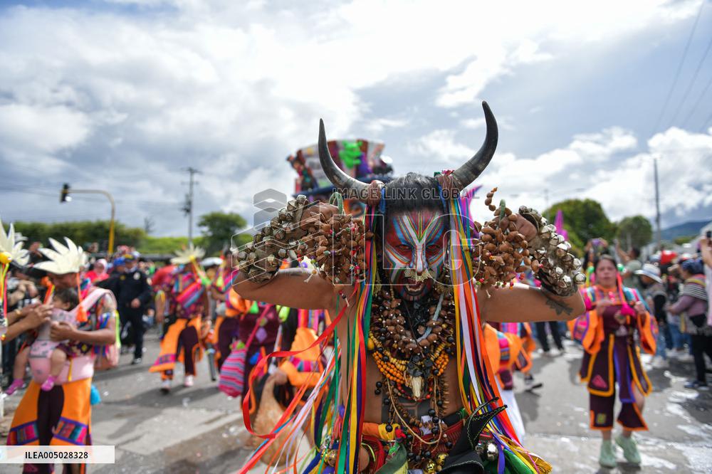 Carnaval de Negros y Blancos 2026 - Floats Parade