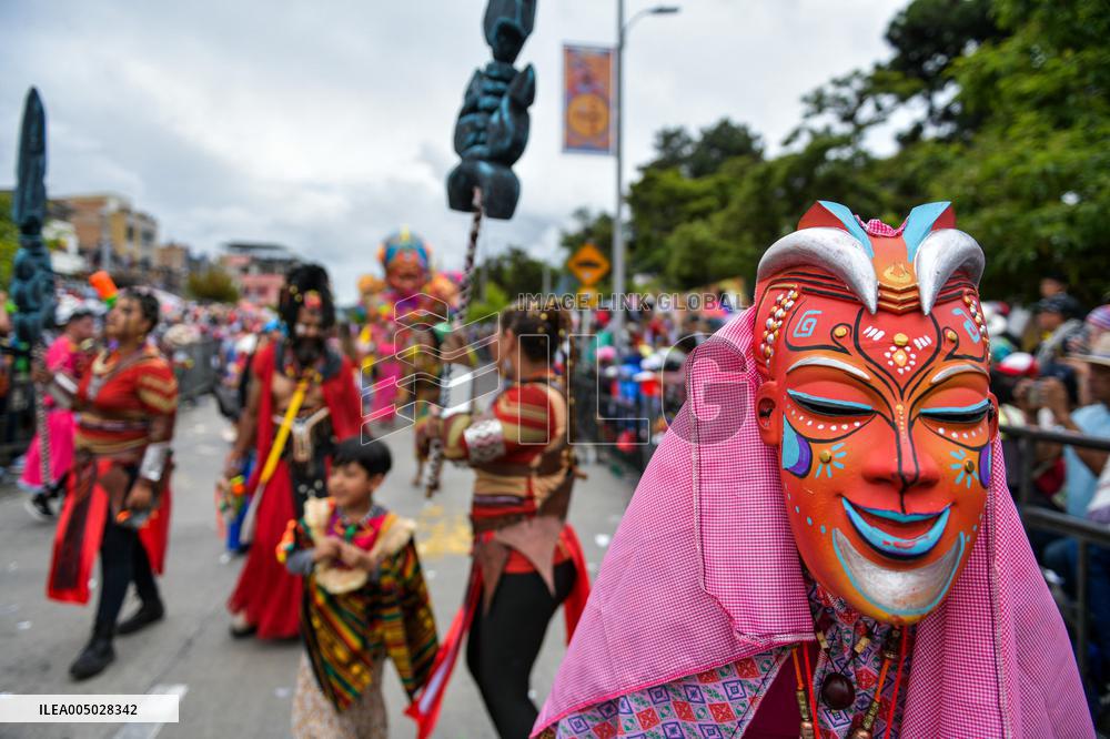 Carnaval de Negros y Blancos 2026 - Floats Parade