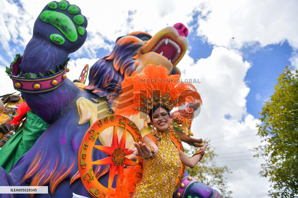 Carnaval de Negros y Blancos 2026 - Floats Parade