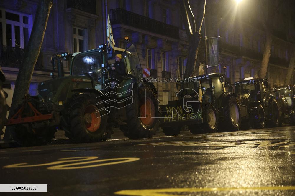 Several Dozen Farmers From The Coordination Rurale Arriving In Paris