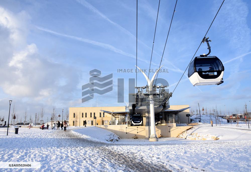 CAbale Car Illustration - Creteil