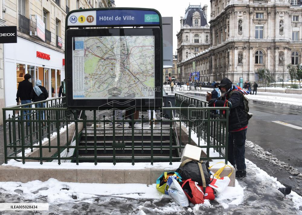 Homeless People Under The Snow - Paris