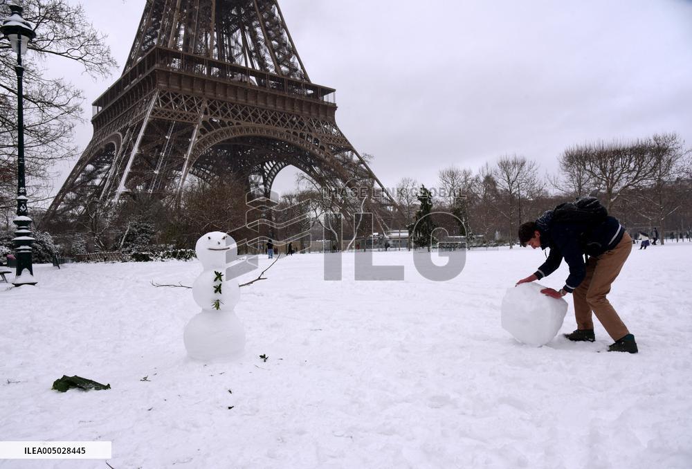 Paris Under The Snow - Eiffel Tower