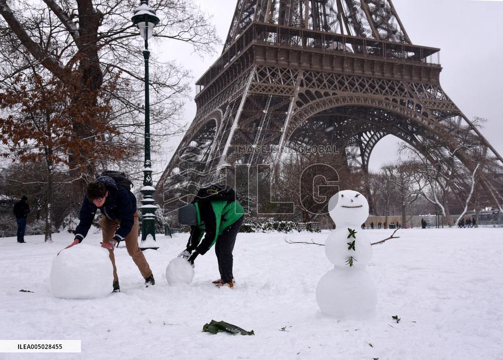 Paris Under The Snow - Eiffel Tower