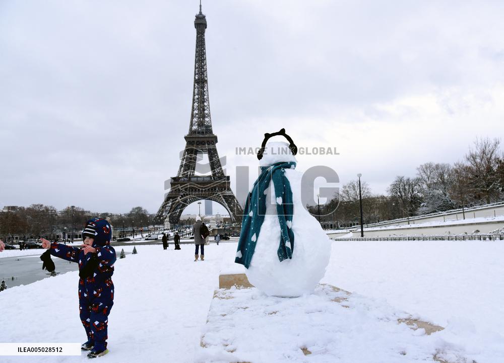 Paris Under The Snow - Eiffel Tower