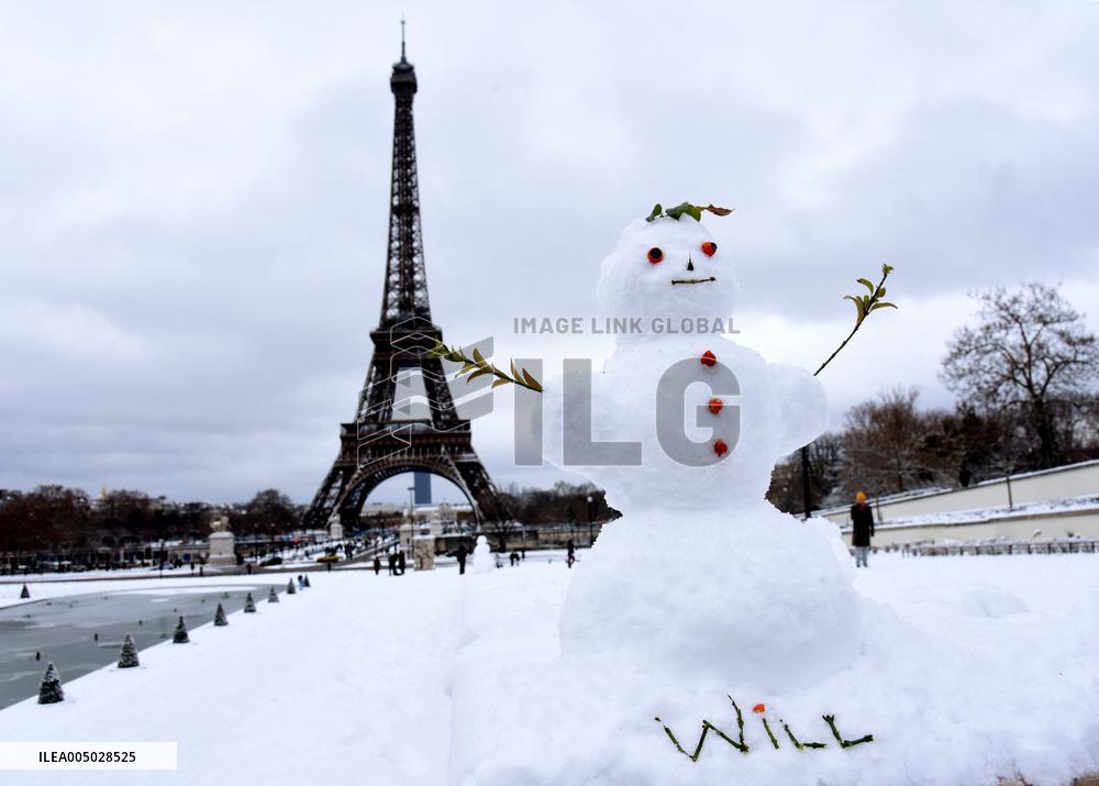 Paris Under The Snow - Eiffel Tower