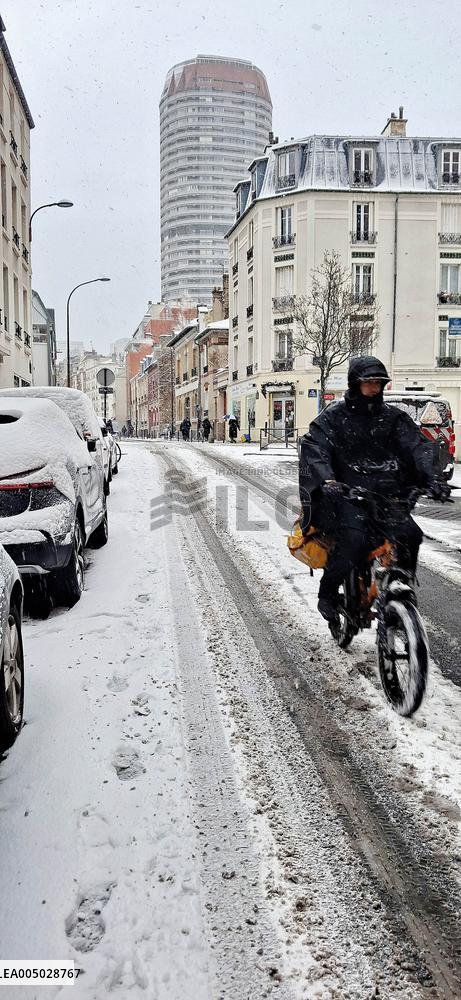 Paris Under The Snow - Paris