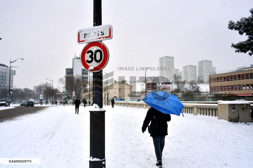 Paris Under The Snow - Paris