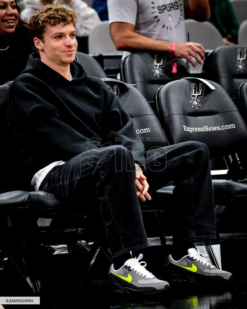 Leon Marchand in San Antonio to Meet Wembanyama for The NBA Game - USA