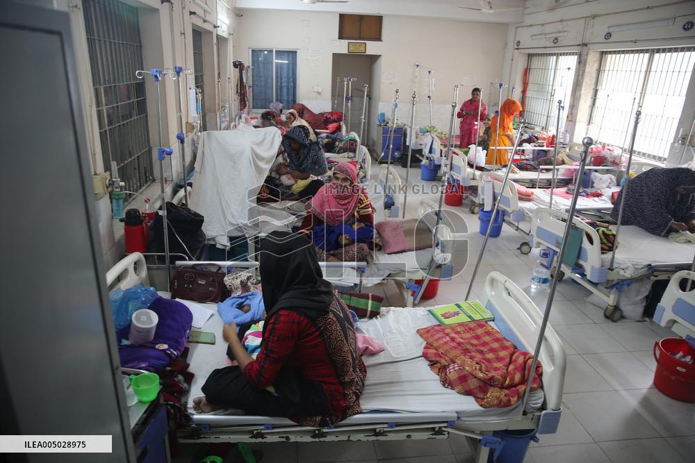 Pneumonia Patients Rise During The Winter Season - Dhaka