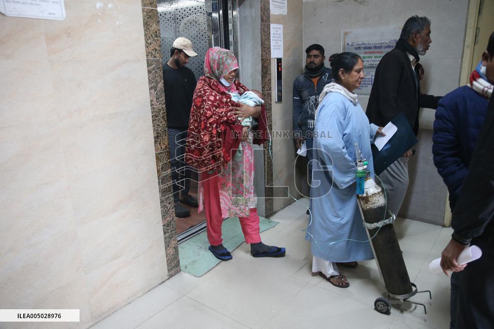 Pneumonia Patients Rise During The Winter Season - Dhaka