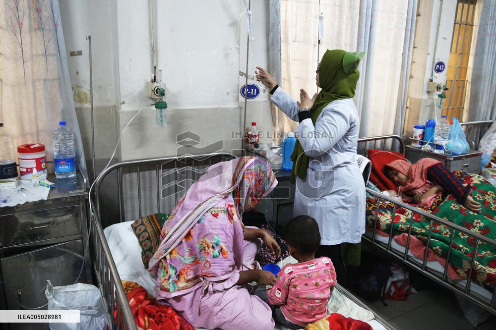 Pneumonia Patients Rise During The Winter Season - Dhaka