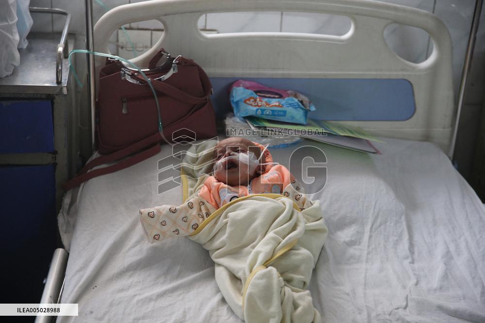 Pneumonia Patients Rise During The Winter Season - Dhaka