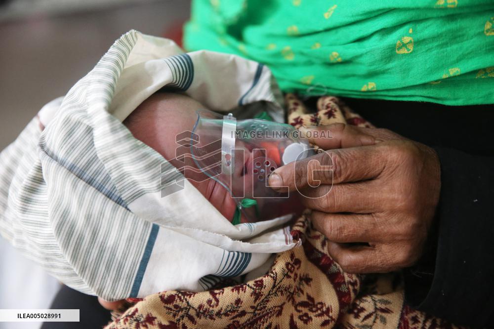 Pneumonia Patients Rise During The Winter Season - Dhaka