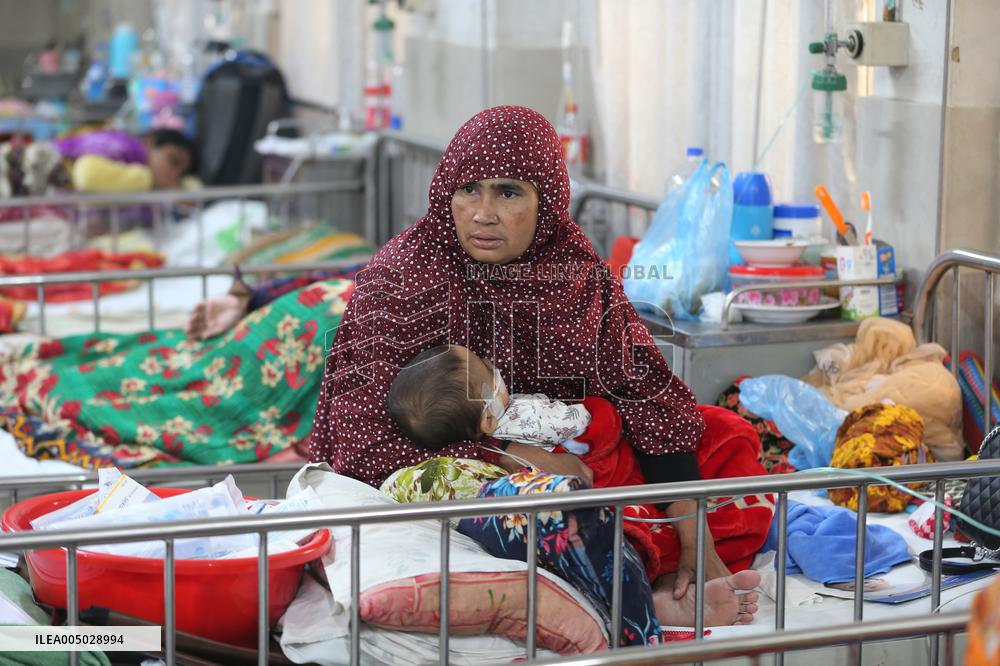 Pneumonia Patients Rise During The Winter Season - Dhaka