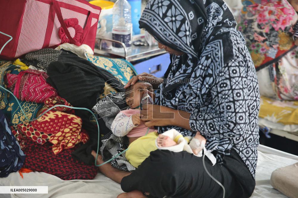 Pneumonia Patients Rise During The Winter Season - Dhaka